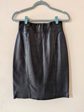 Vintage Maxima Black Leather Pencil Skirt